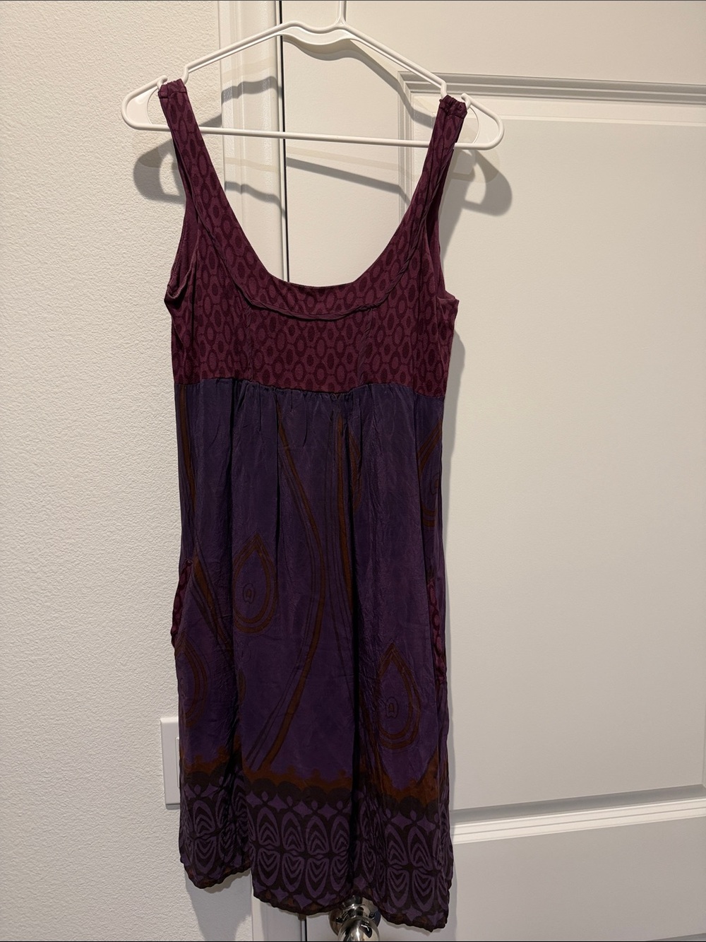 Women's Sleeveless Purple Patterned Dress